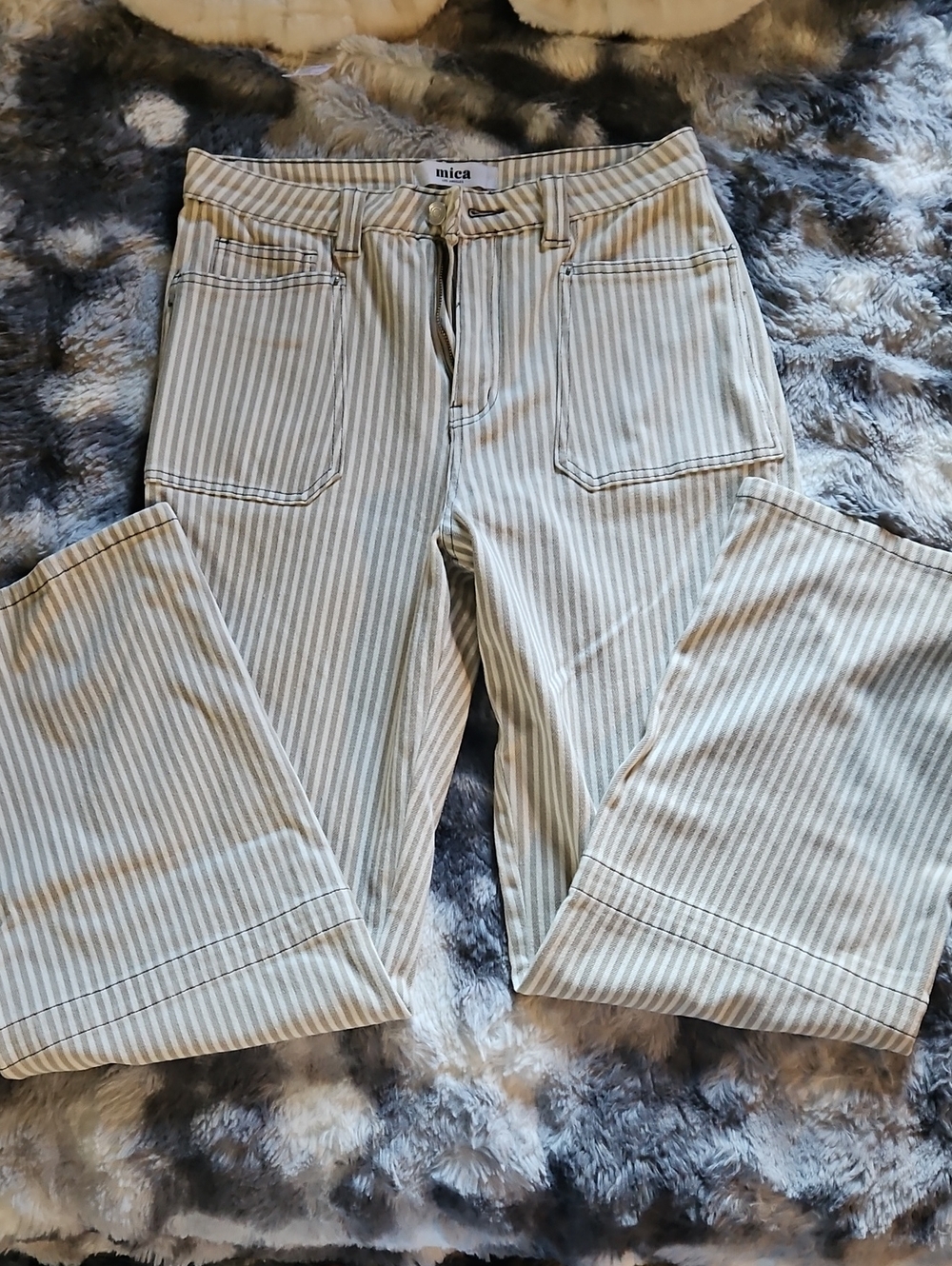 Women’s Striped Wide-Leg Pants in Beige/White